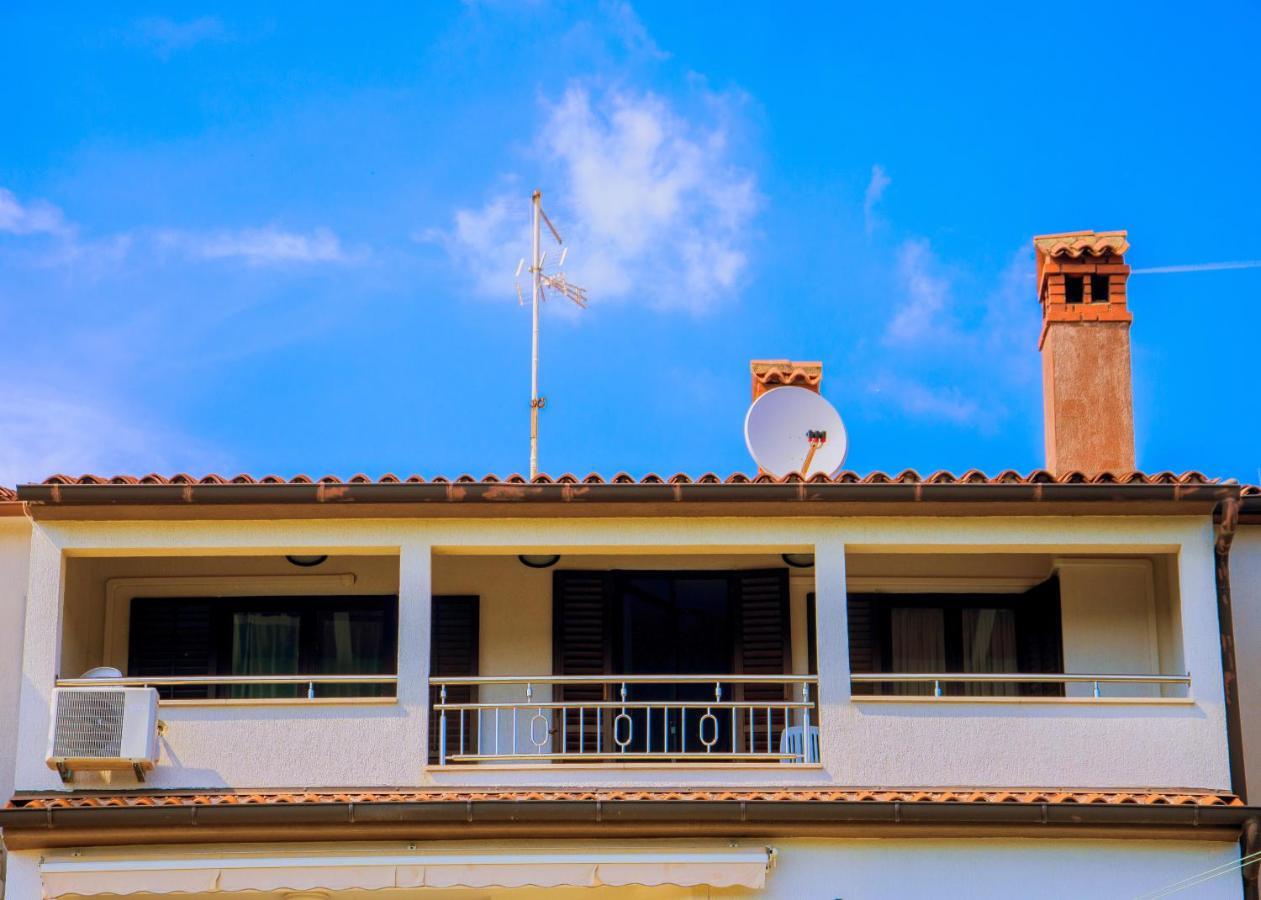 Apartment Ivis วิงกุรัน ภายนอก รูปภาพ