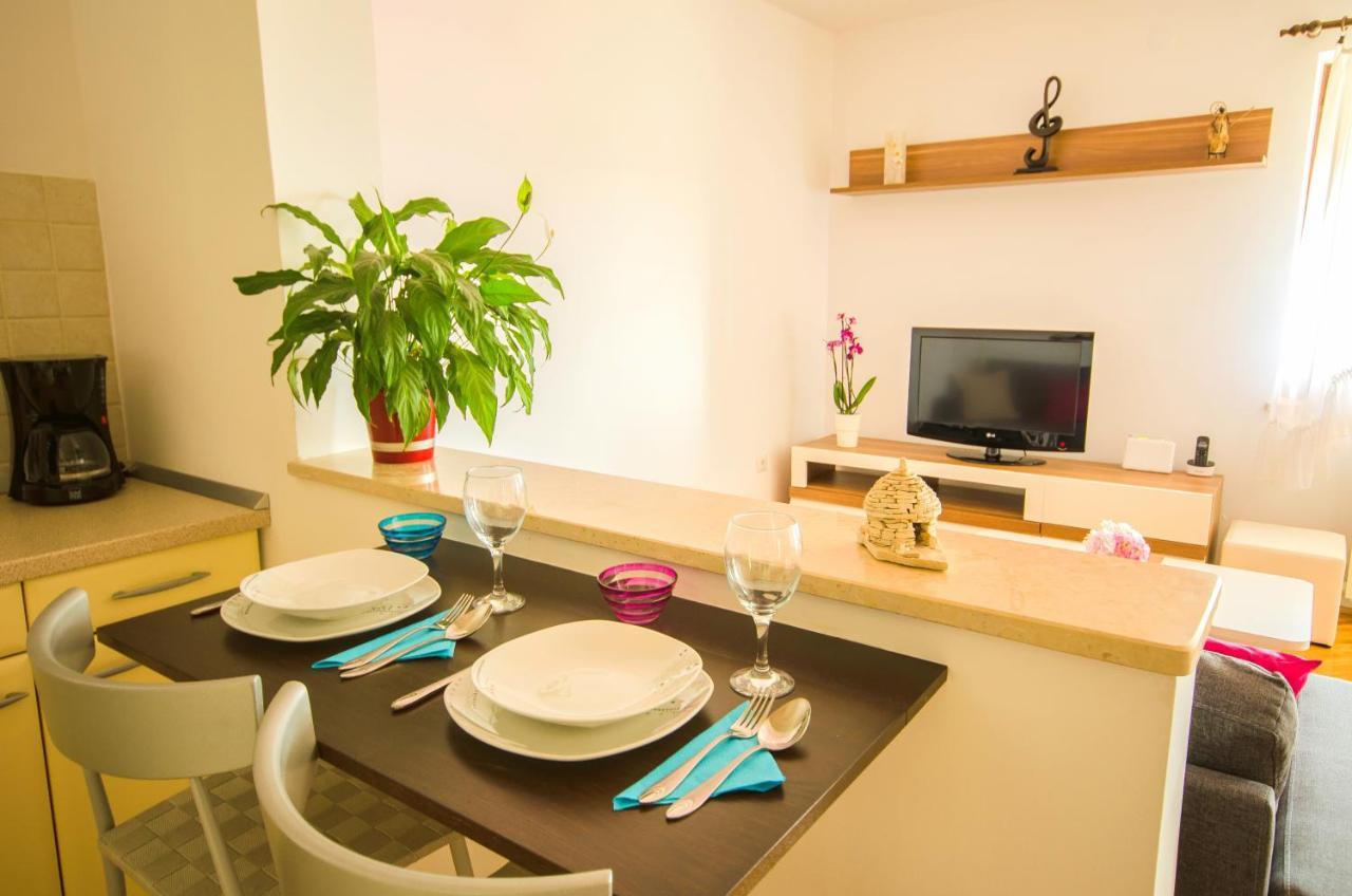 Apartment Ivis วิงกุรัน ภายนอก รูปภาพ